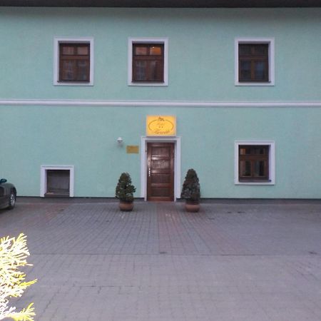 Hotel Kriváň Kysucke Nove Mesto Exterior foto