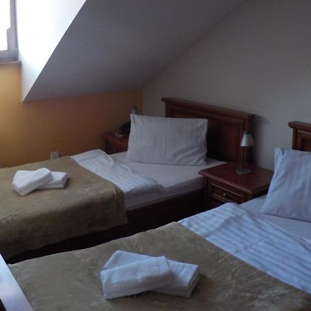 Hotel Kriváň Kysucke Nove Mesto Exterior foto